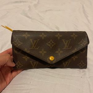 RARE Louis Vuitton wallet with marigold interior lining